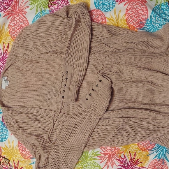Super soft, neutral earthy cardigan by sixty sherman - Picture 1 of 3